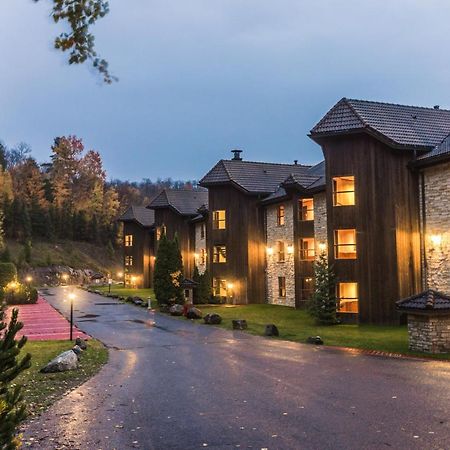 Hotel Et Centre De Villegiature Lac Carling Grenville-Sur-La-Rouge 외부 사진