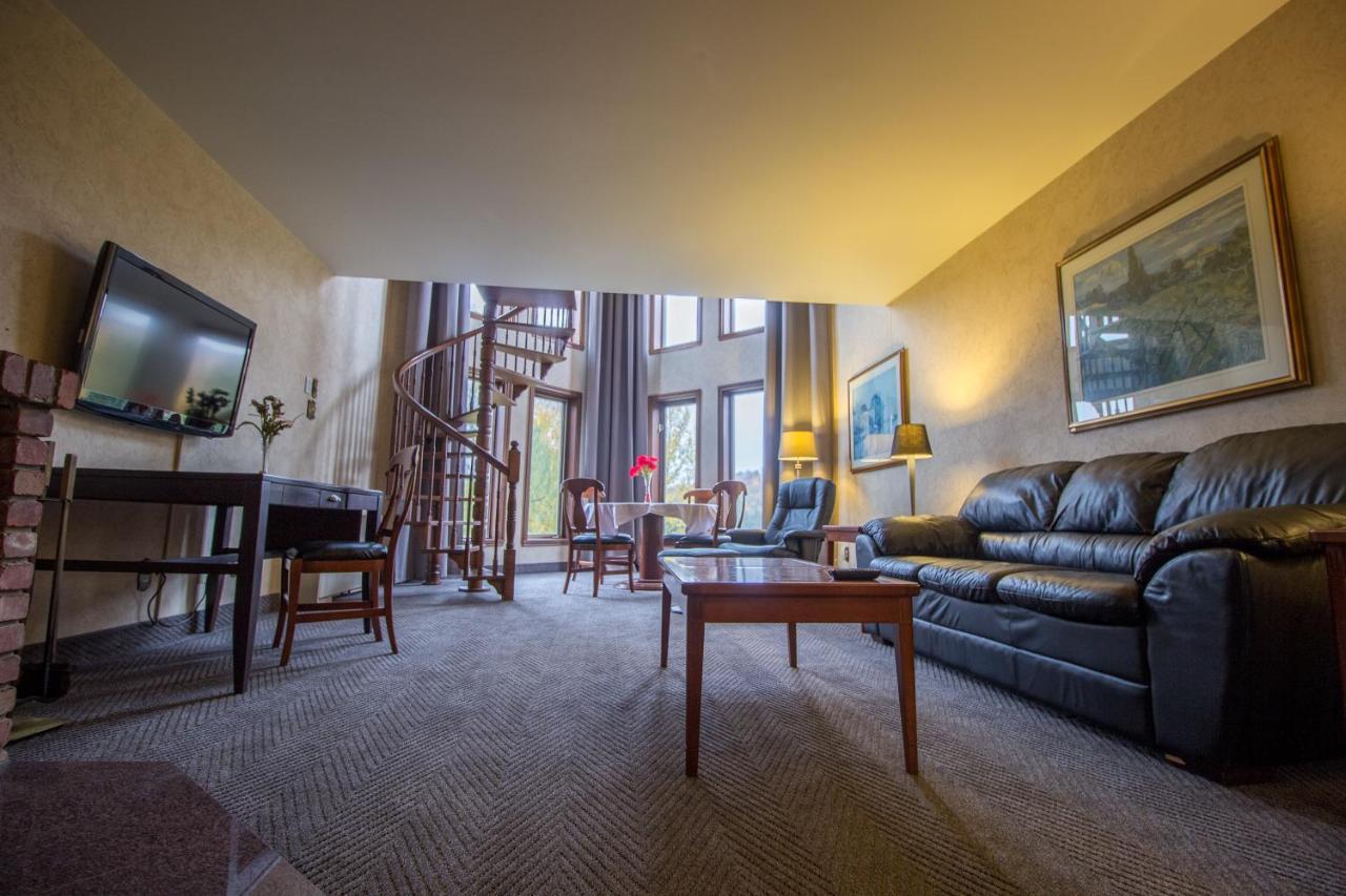 Hotel Et Centre De Villegiature Lac Carling Grenville-Sur-La-Rouge 외부 사진