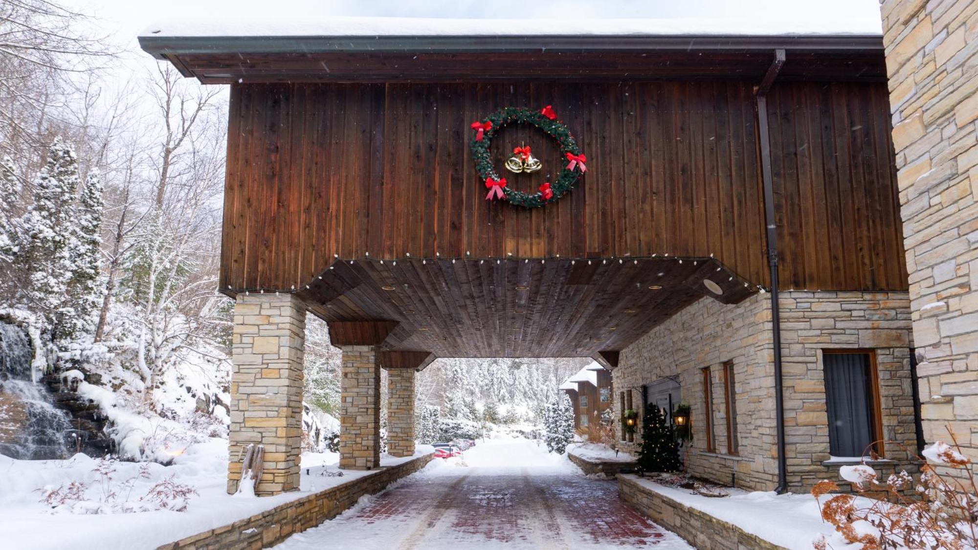 Hotel Et Centre De Villegiature Lac Carling Grenville-Sur-La-Rouge 외부 사진