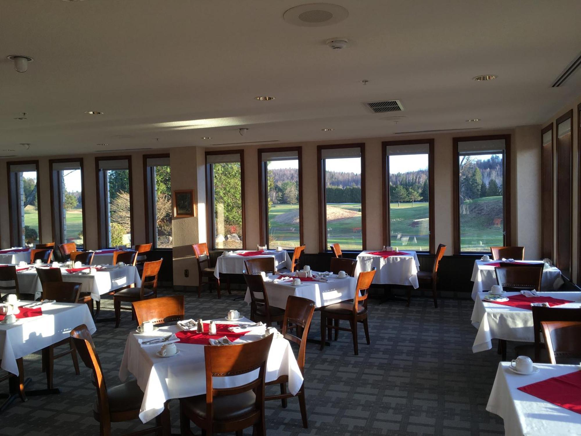 Hotel Et Centre De Villegiature Lac Carling Grenville-Sur-La-Rouge 외부 사진