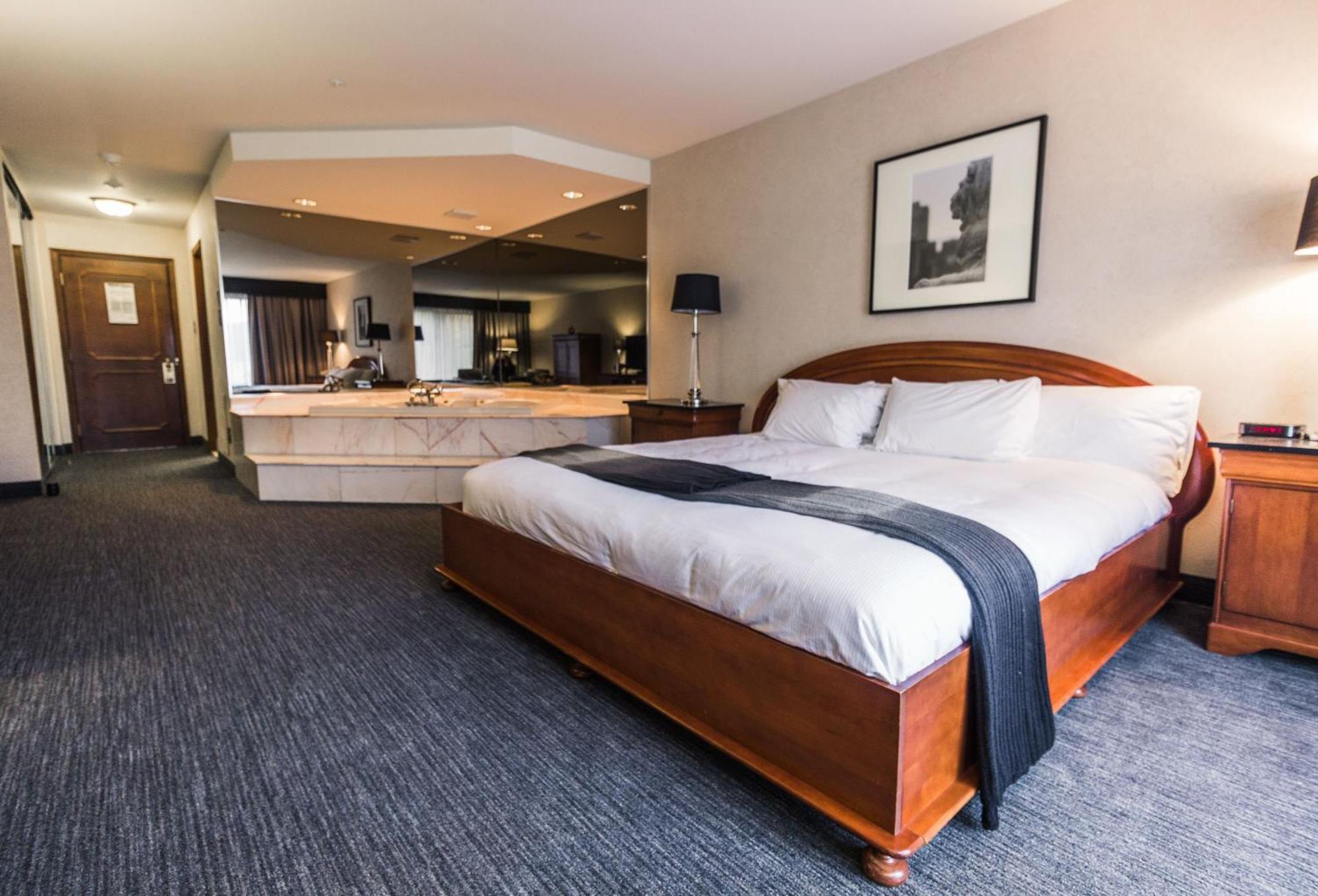Hotel Et Centre De Villegiature Lac Carling Grenville-Sur-La-Rouge 외부 사진